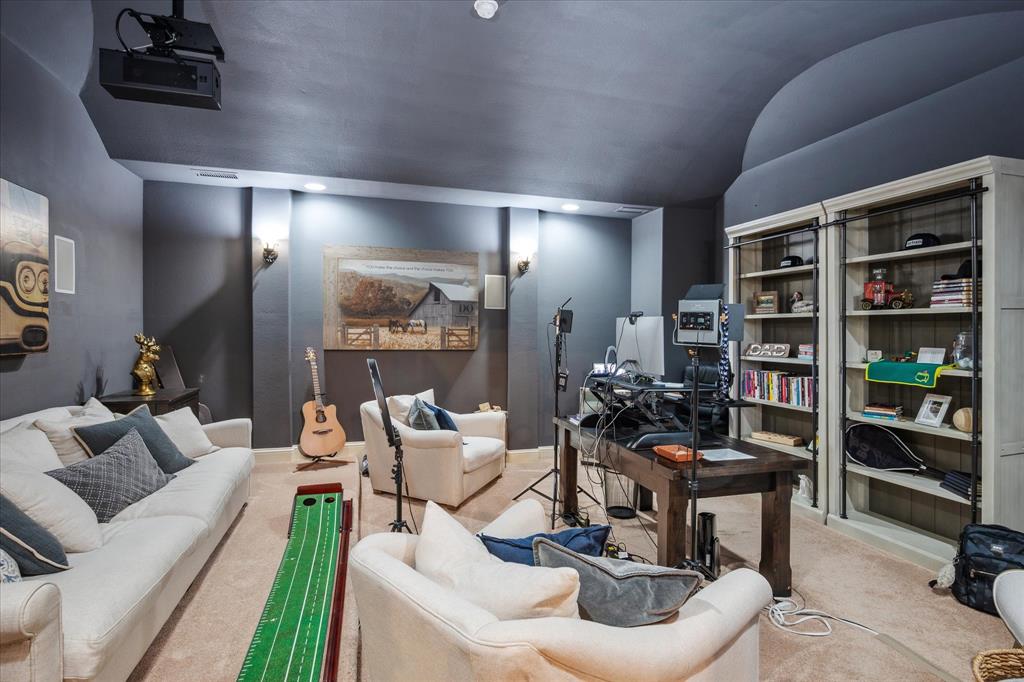 Avignon Windhaven - Residential Lease