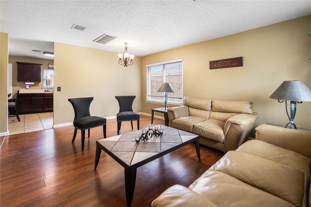 1402 Anglican Drive