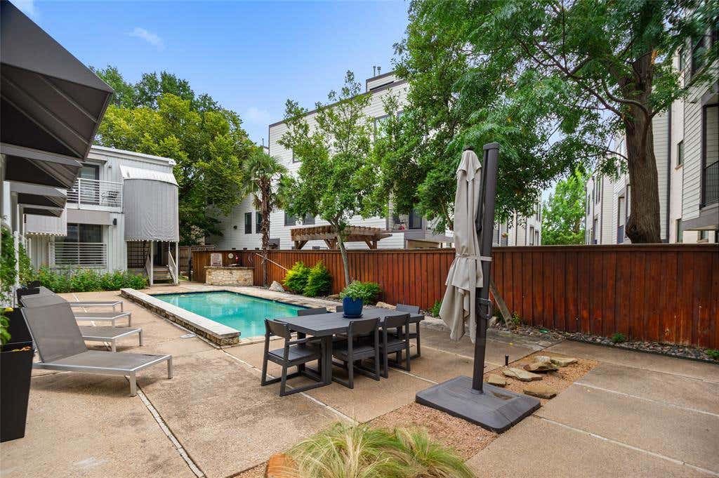 Photo of 3116 Mahanna Street #1, Dallas, TX 75235 (MLS # 21341619)