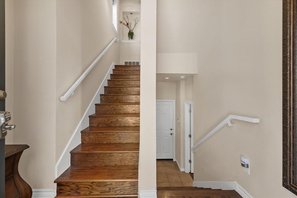 Ridglea Place - Residential