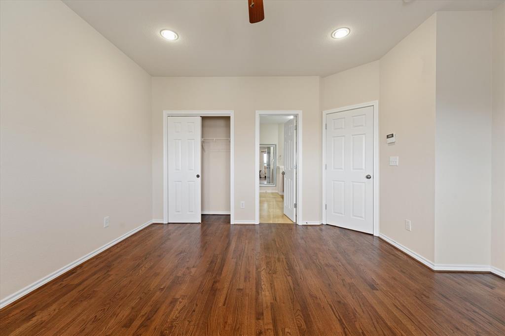 Ridglea Place - Residential