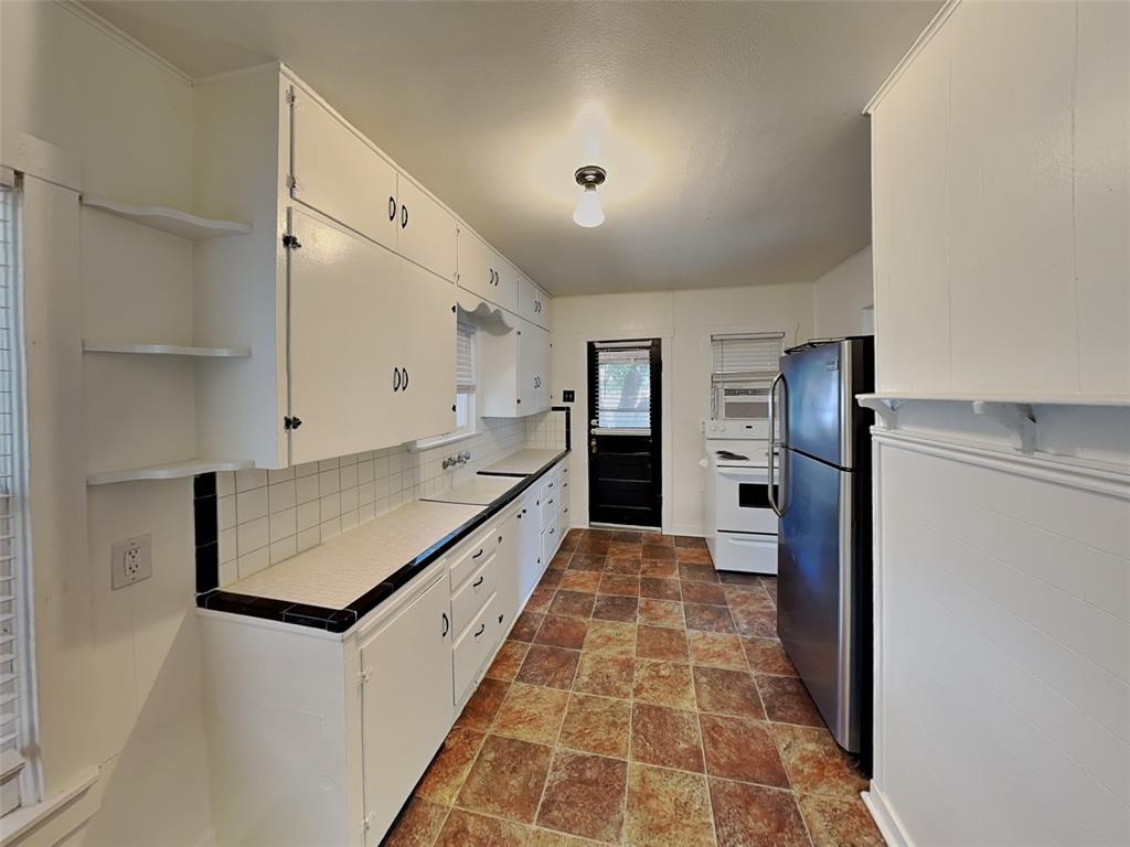 Bailey William J Add - Residential Lease