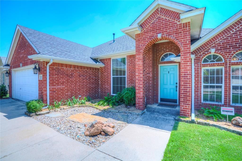 Photo of 8628 Saranac Trail, Fort Worth, TX 76118 (MLS # 21270090)