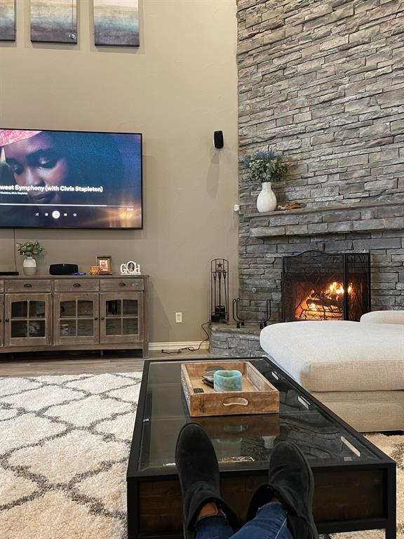 930 Lakeridge Drive