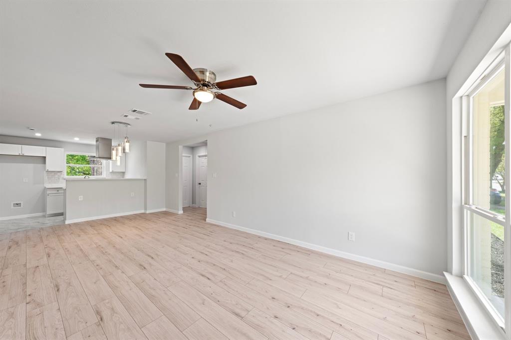 5952 Golden Gate Drive