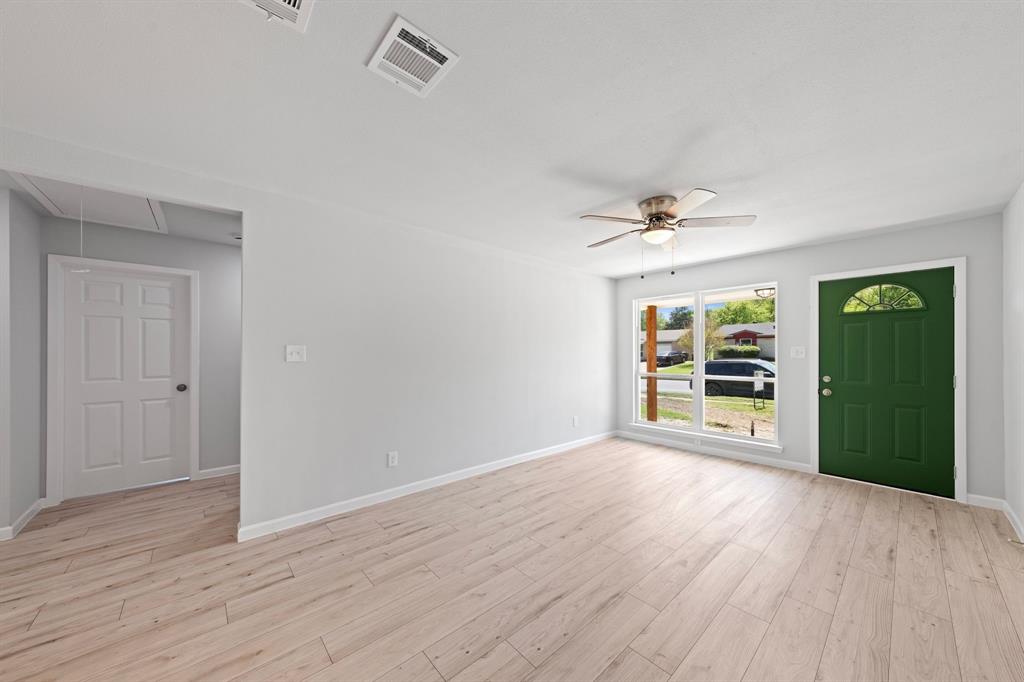 5952 Golden Gate Drive