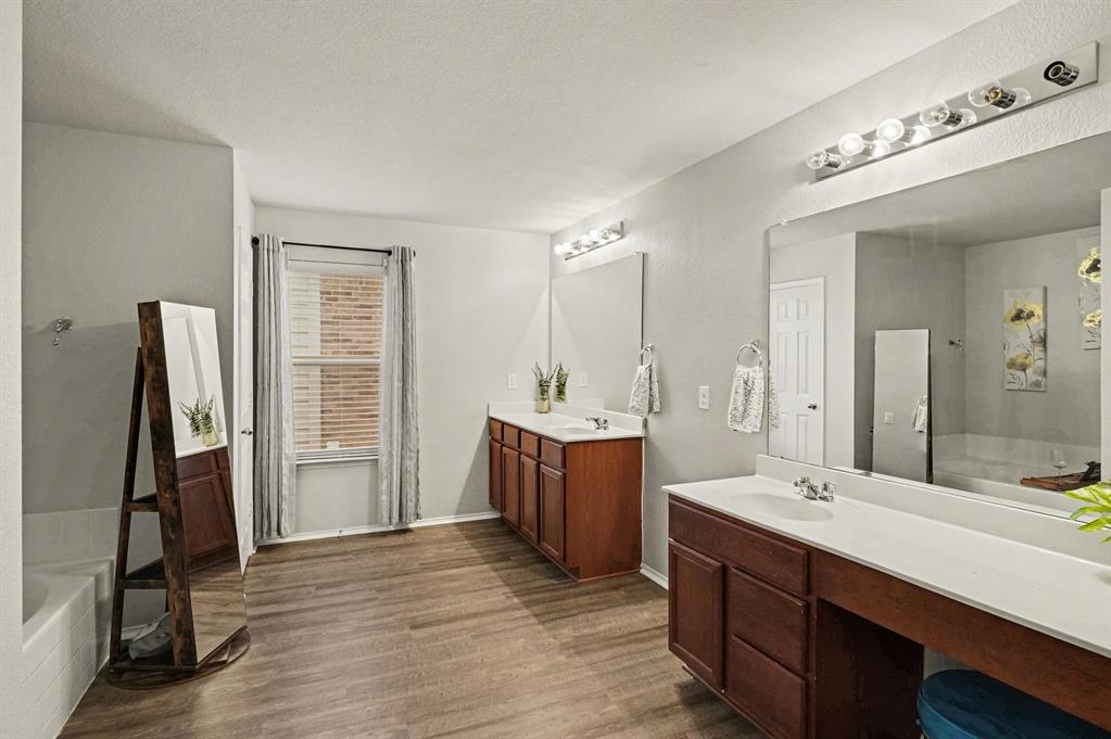 Twin Mills Add - Residential
