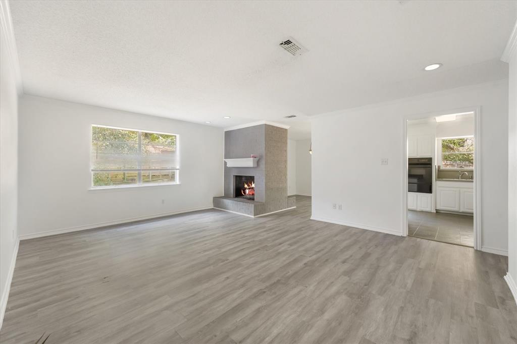 708 Bowen Court