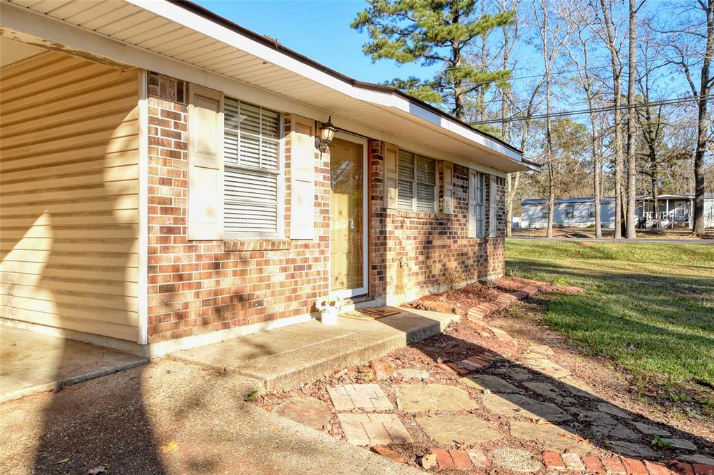 Haughton, Louisiana 71037, United States, 3 Bedrooms Bedrooms, ,1 BathroomBathrooms,Residential,Pending,22212