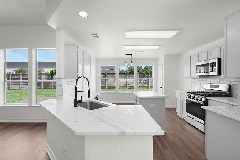 2606 Peachtree Lane