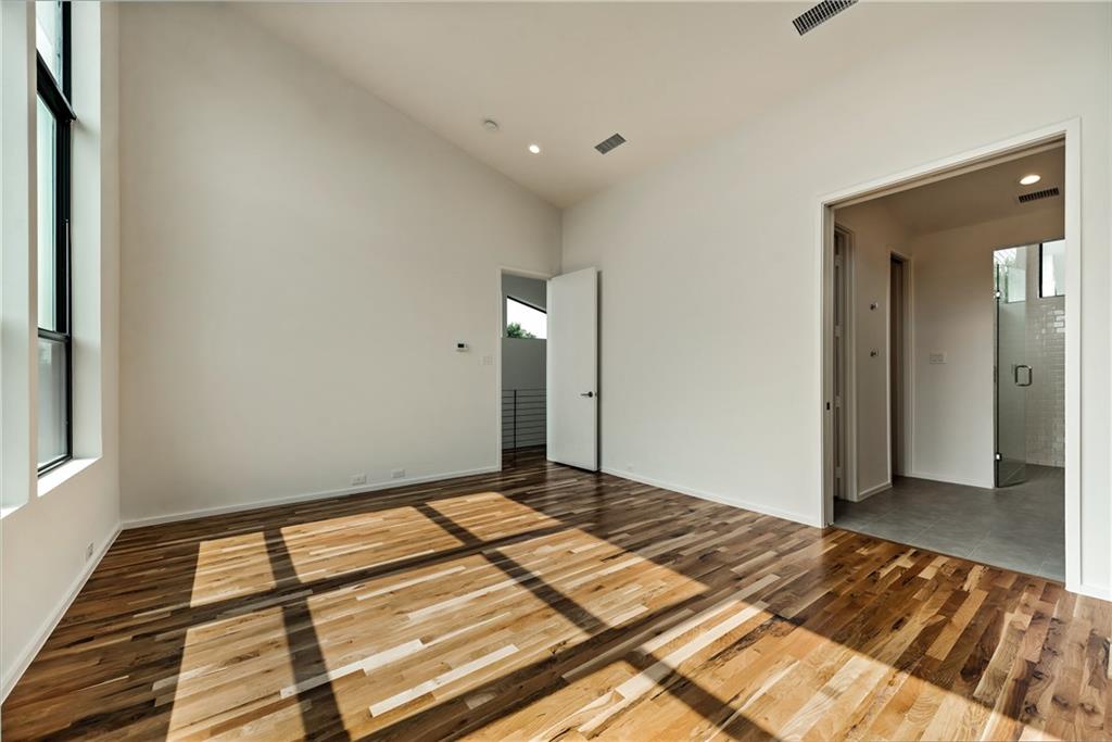 5943 Ross Ave Condos - Residential Lease