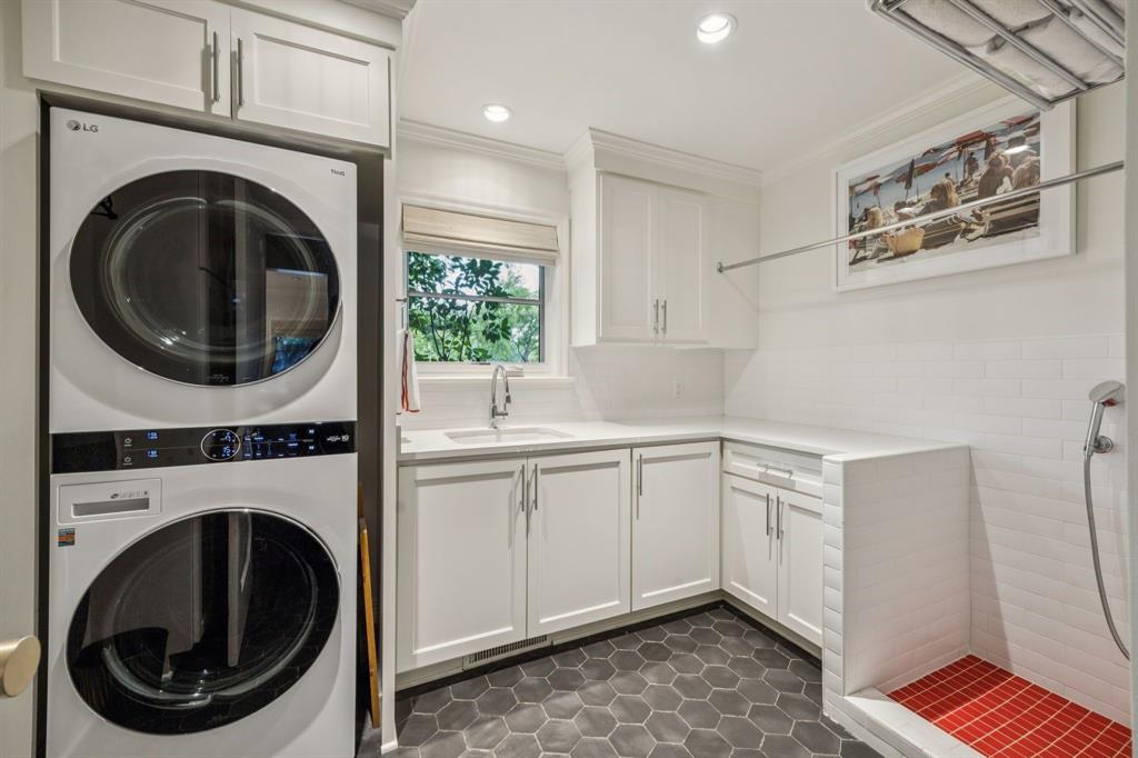 Russwood Acres 2nd Inst - Residential