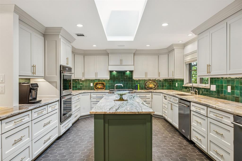 Russwood Acres 2nd Inst - Residential