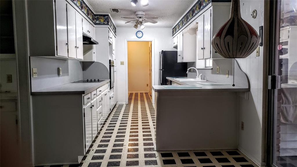 Crestwood - Residential