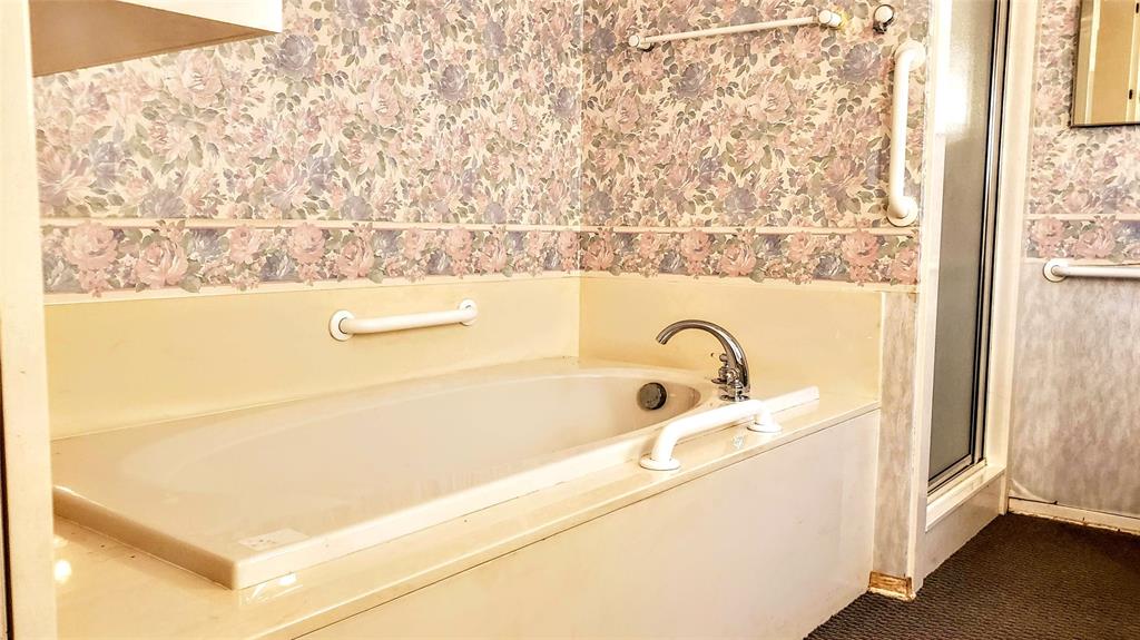 Crestwood - Residential