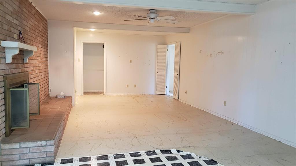 Crestwood - Residential