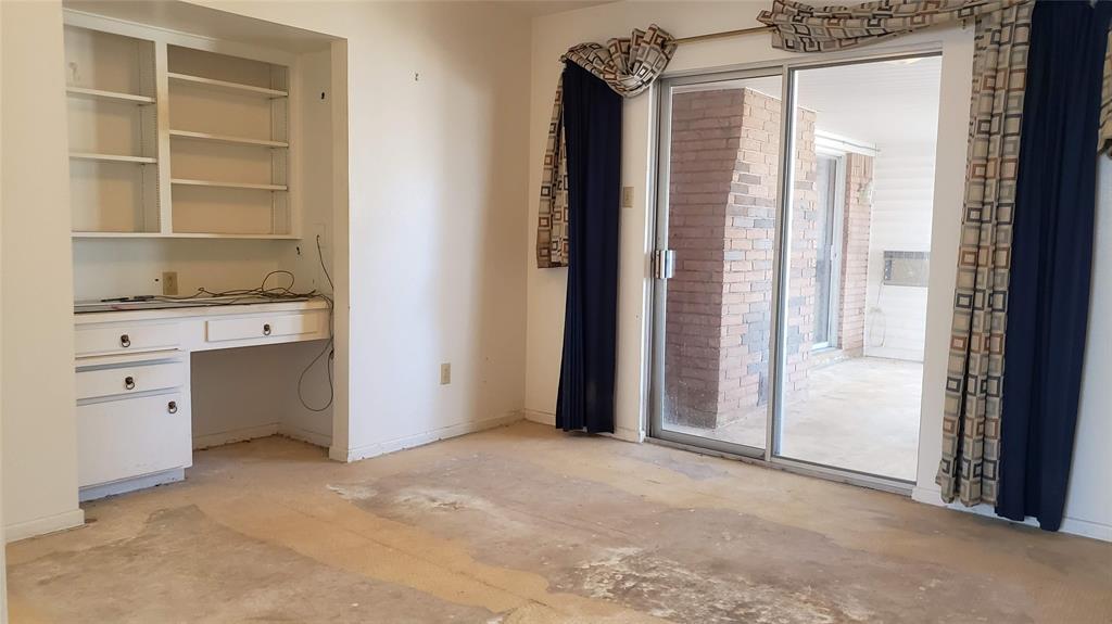 Crestwood - Residential