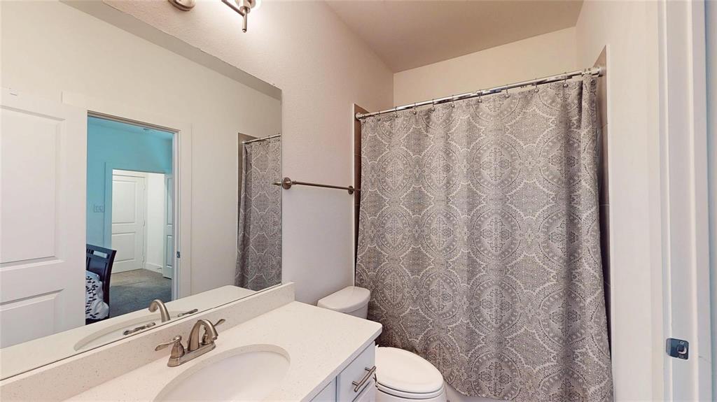 Bryan Pkwy Condos Bldg 5811 - Residential