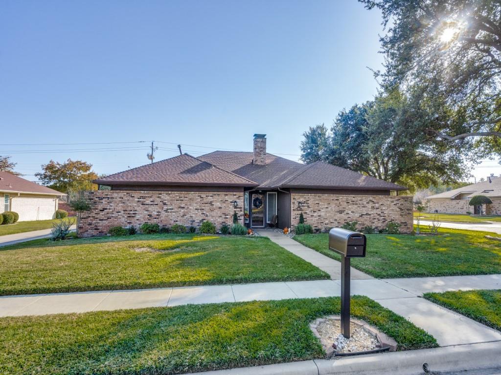 1724 Scottsdale Drive