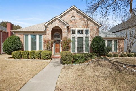 Photo of 1201 Spring View Lane, Plano, TX 75075 (MLS # 21167399)