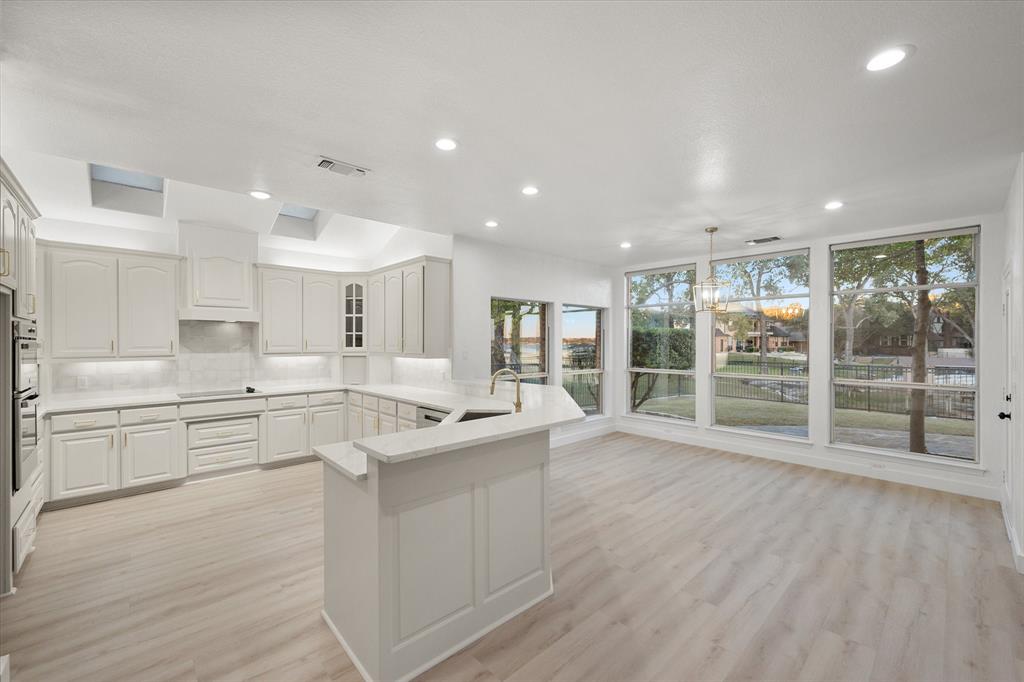 352 Leeward Circle