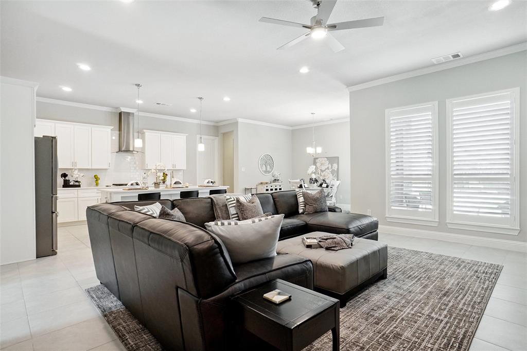 1633 Ashington Trail