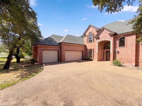 Photo of 9313 Dosier Cove W, Fort Worth, TX 76179 (MLS # 21404164)