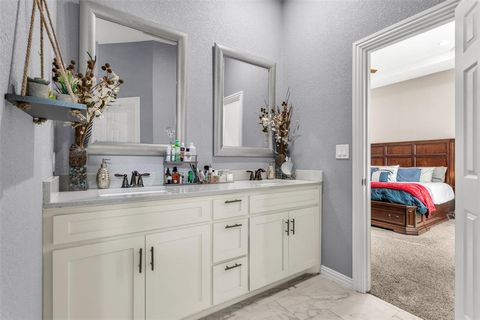 Tiny photo for 2806 Seaton Drive, Dallas, TX 75216 (MLS # 21187952)