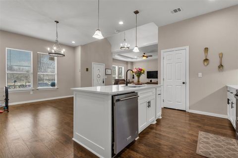 Tiny photo for 2806 Seaton Drive, Dallas, TX 75216 (MLS # 21187952)