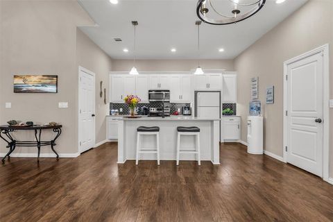 Tiny photo for 2806 Seaton Drive, Dallas, TX 75216 (MLS # 21187952)