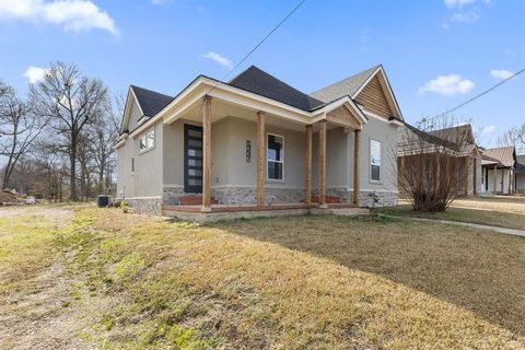 1237 Bonham Street Paris TX 75460
