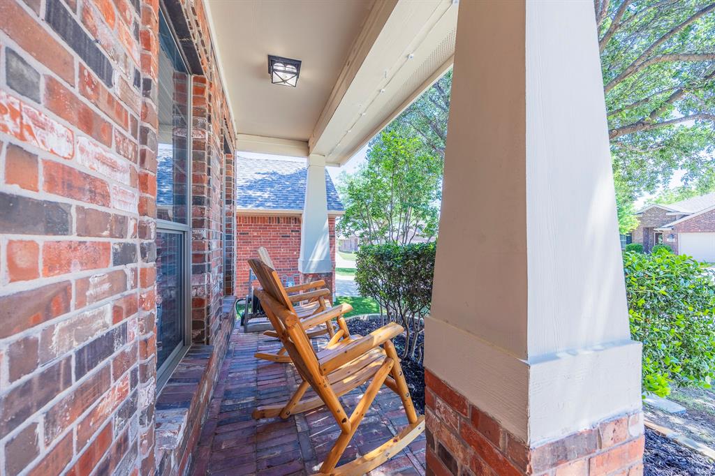 3949 Sunnygate Drive