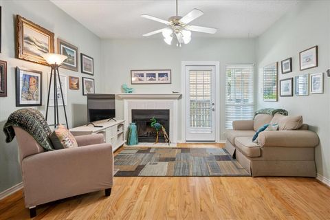 1601 Marsh Lane 208 Carrollton TX 75006