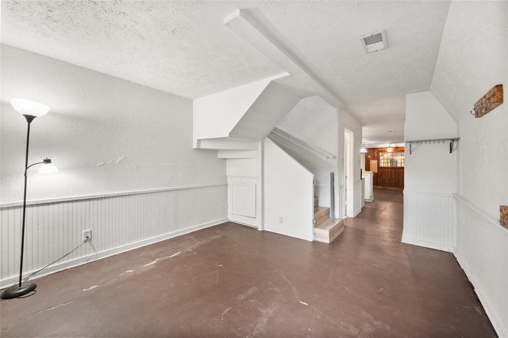 3128 Emhouse Road