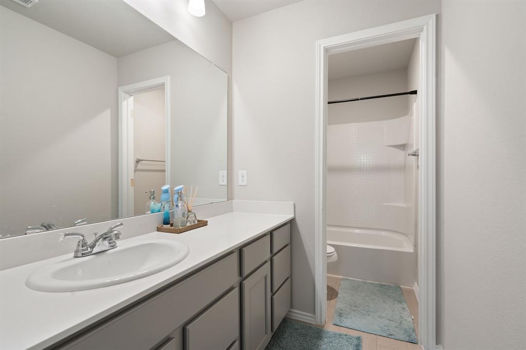 Devonshire - Residential Lease