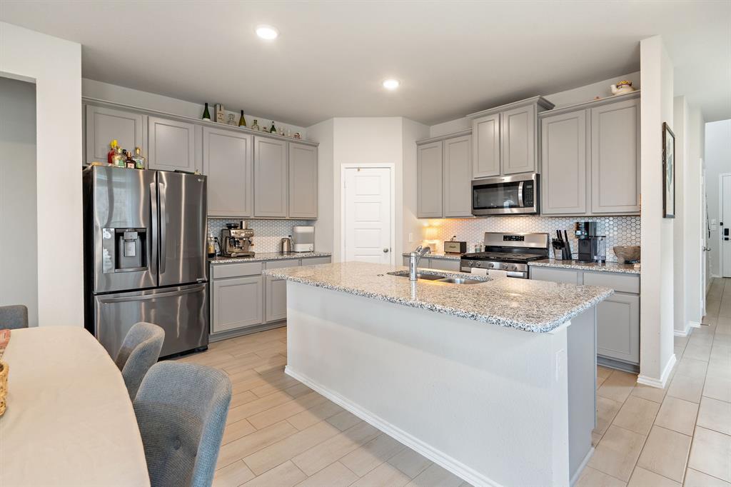 Devonshire - Residential Lease