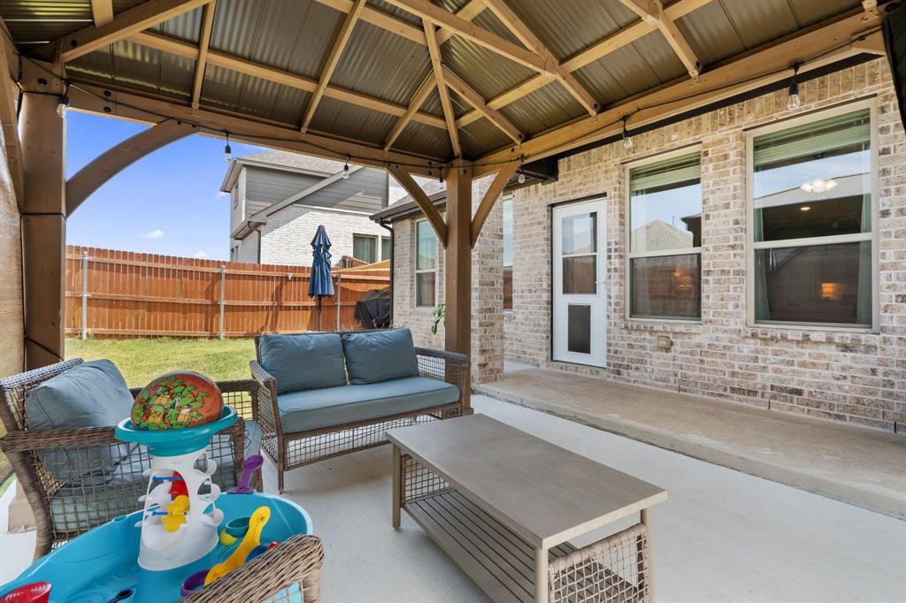 Devonshire - Residential Lease