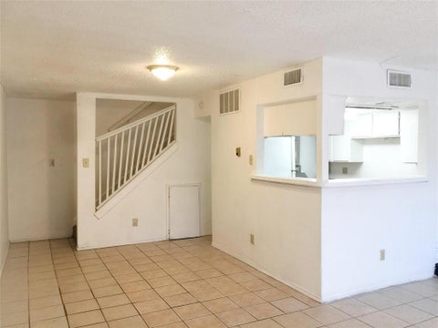 Photo of 7152 Fair Oaks Avenue #1126, Dallas, TX 75231 (MLS # 21329003)