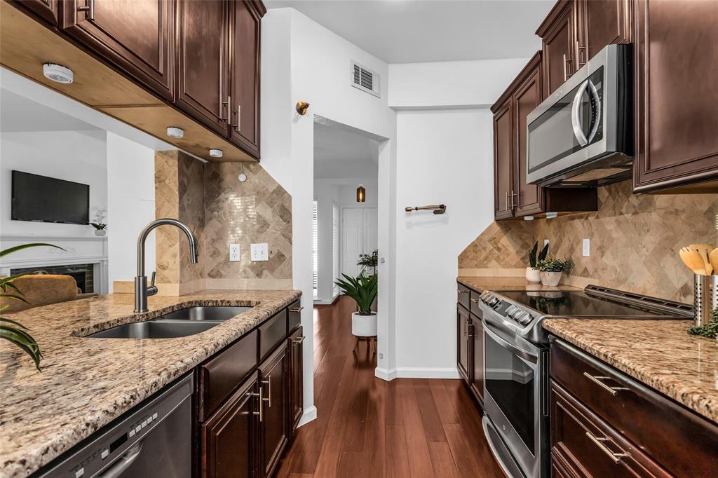 Bryan Place Condo - Residential