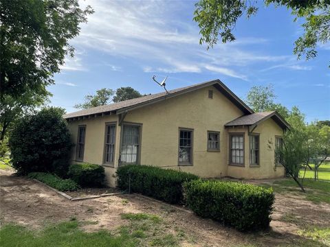 A home in Knox City