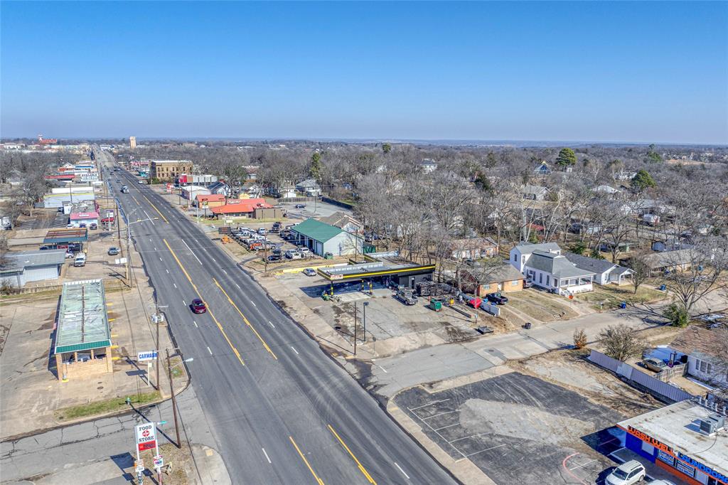 1320 S Austin Avenue