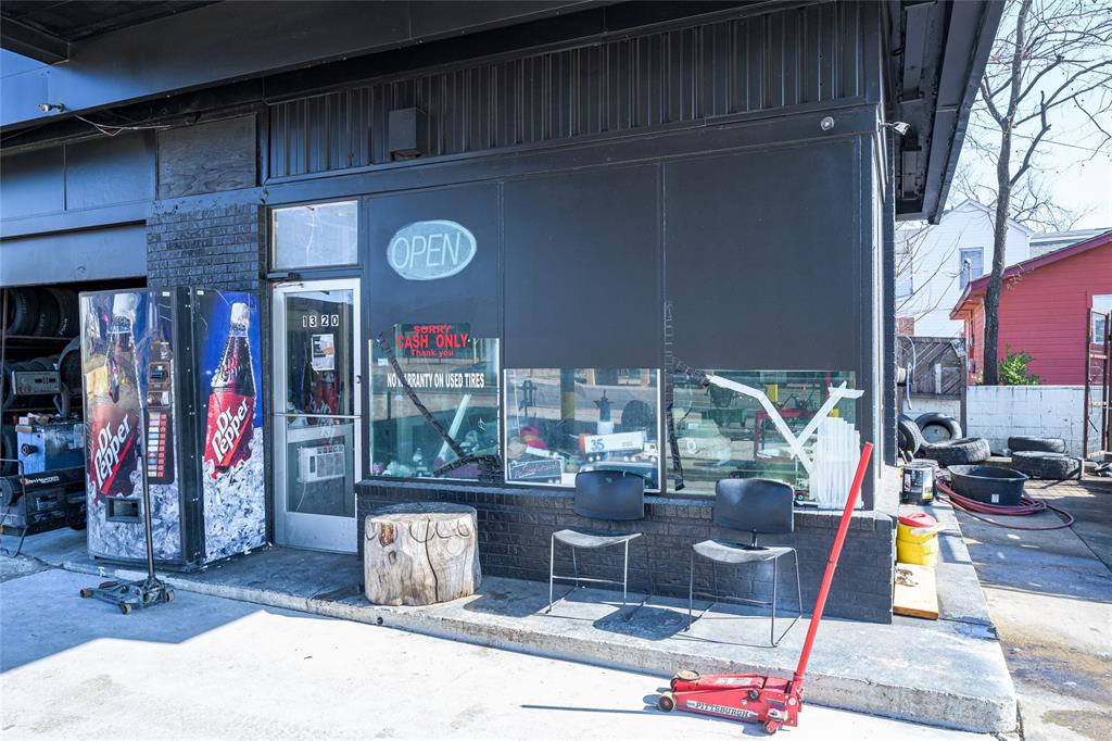 Stewarts 1st Add - Commercial Sale