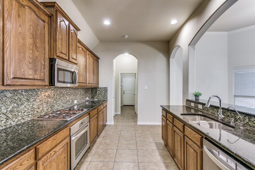 1802 Sanderlain Lane