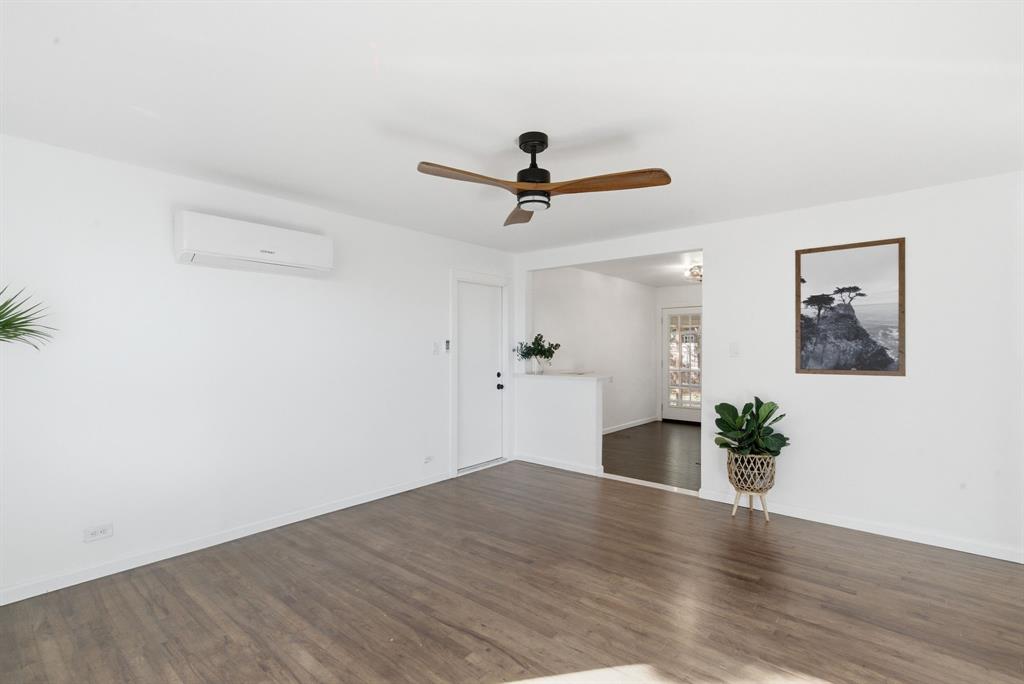 Couts - Commercial Sale