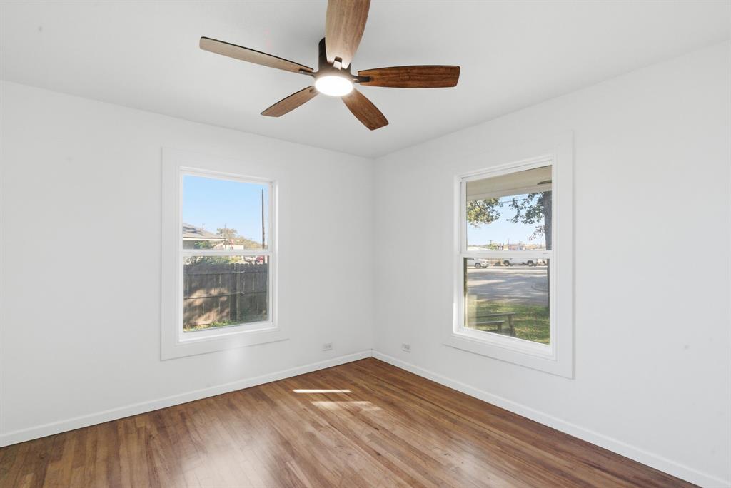 Couts - Commercial Sale