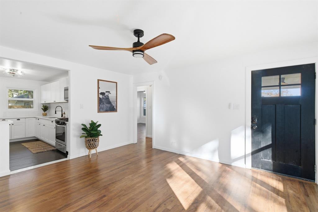 Couts - Commercial Sale