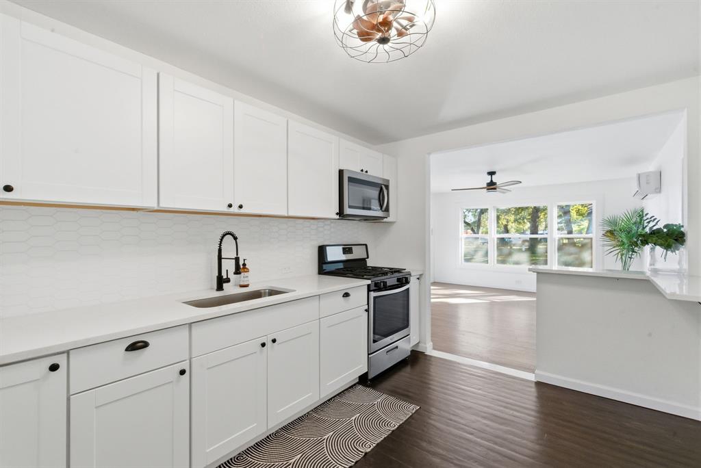 Couts - Commercial Sale