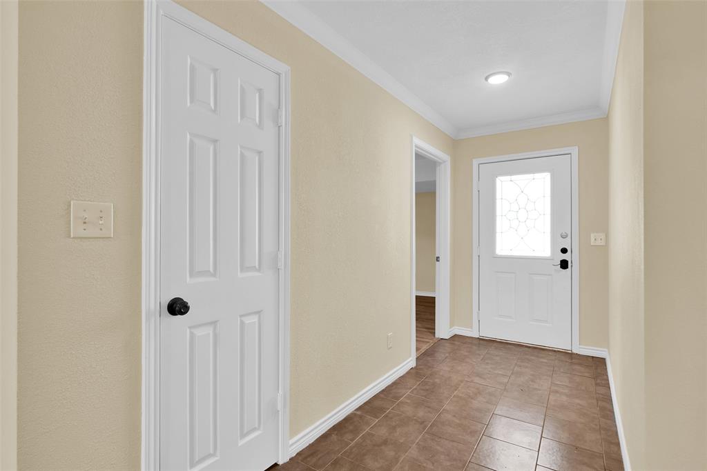 312 W Young Street