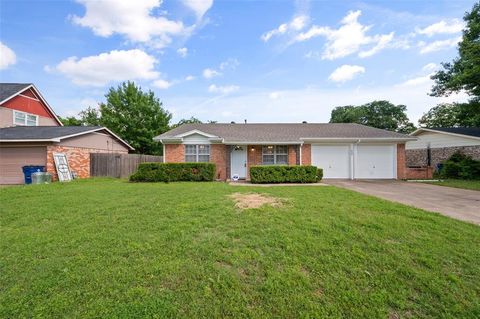 230 NE Craig Street Burleson TX 76028
