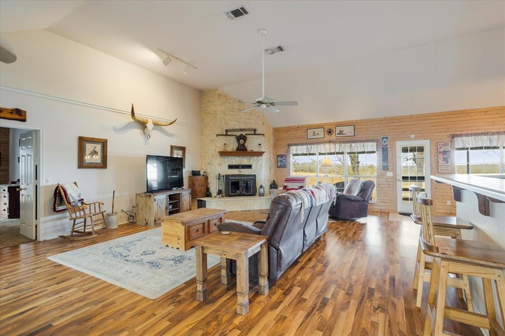 1044 County Road 3230